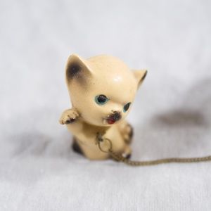 Vintage Ceramic Cat Trinket